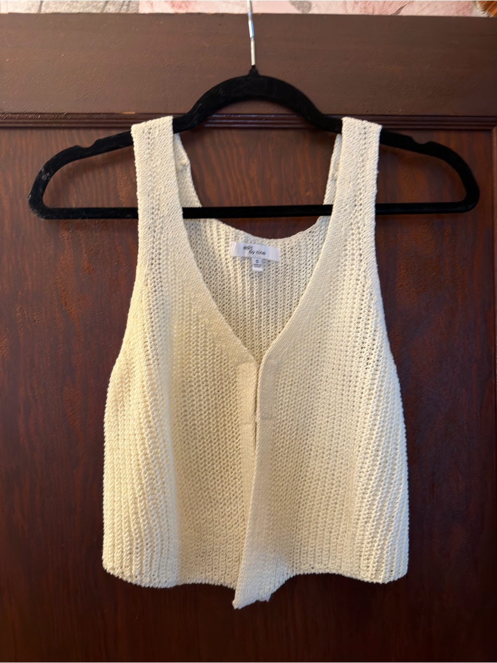 Knit V-Neck Cropped Tank Top